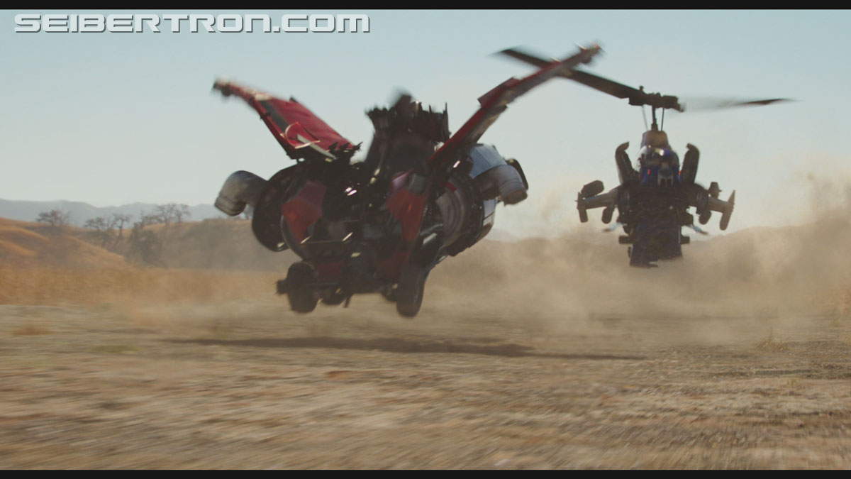 bumblebee-trailer-0426.jpg