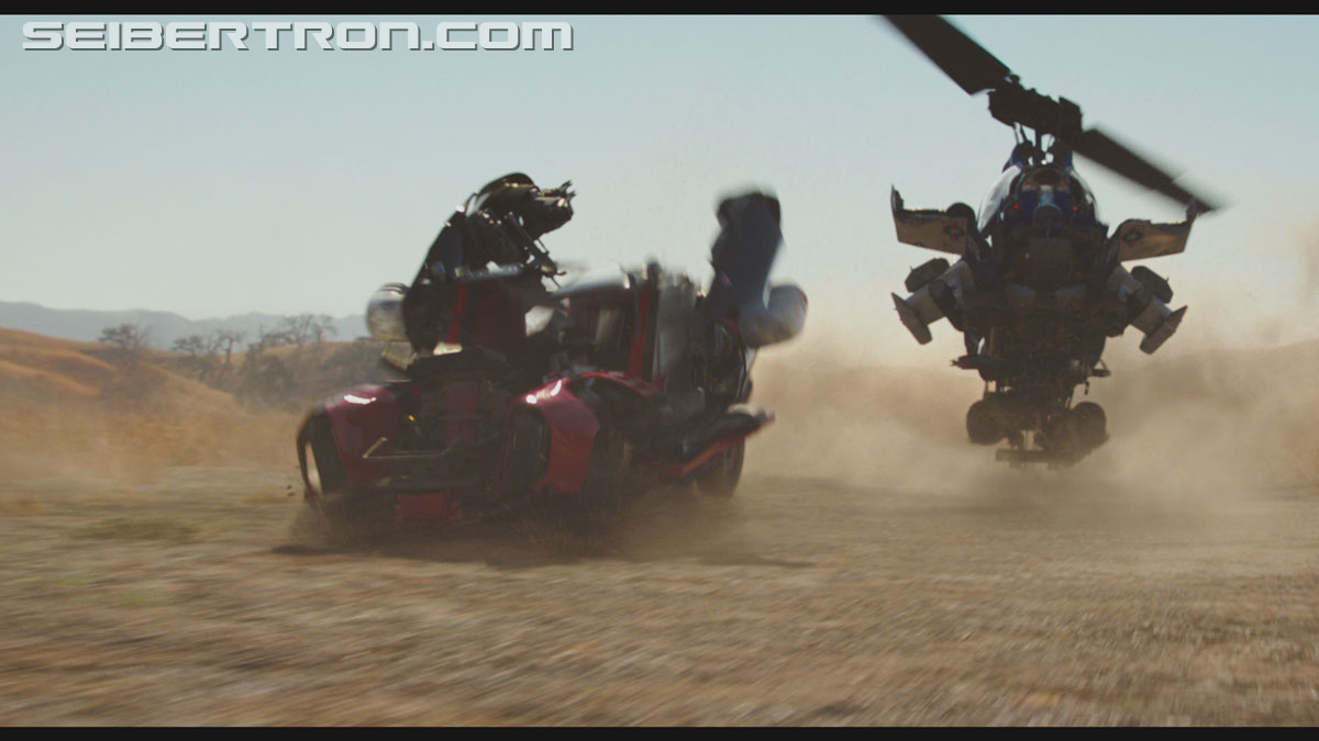 bumblebee-trailer-0429.jpg