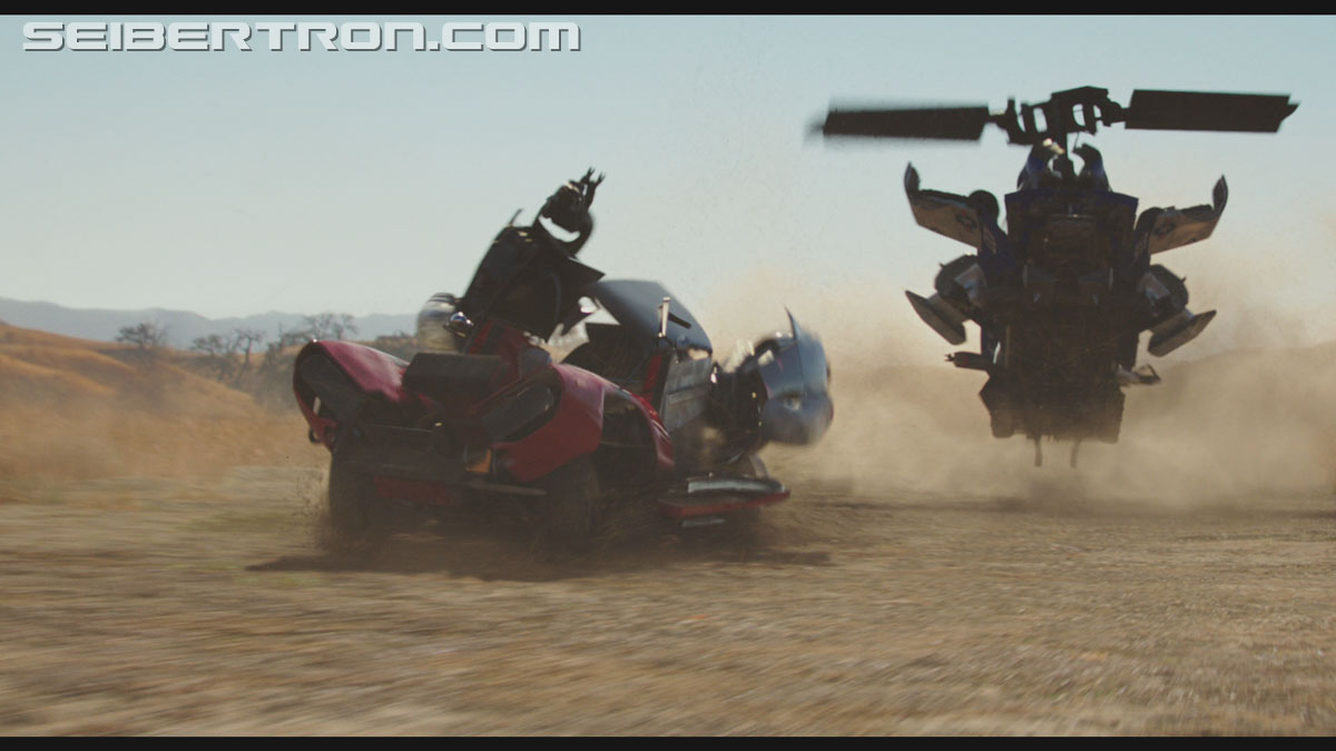 bumblebee-trailer-0430.jpg