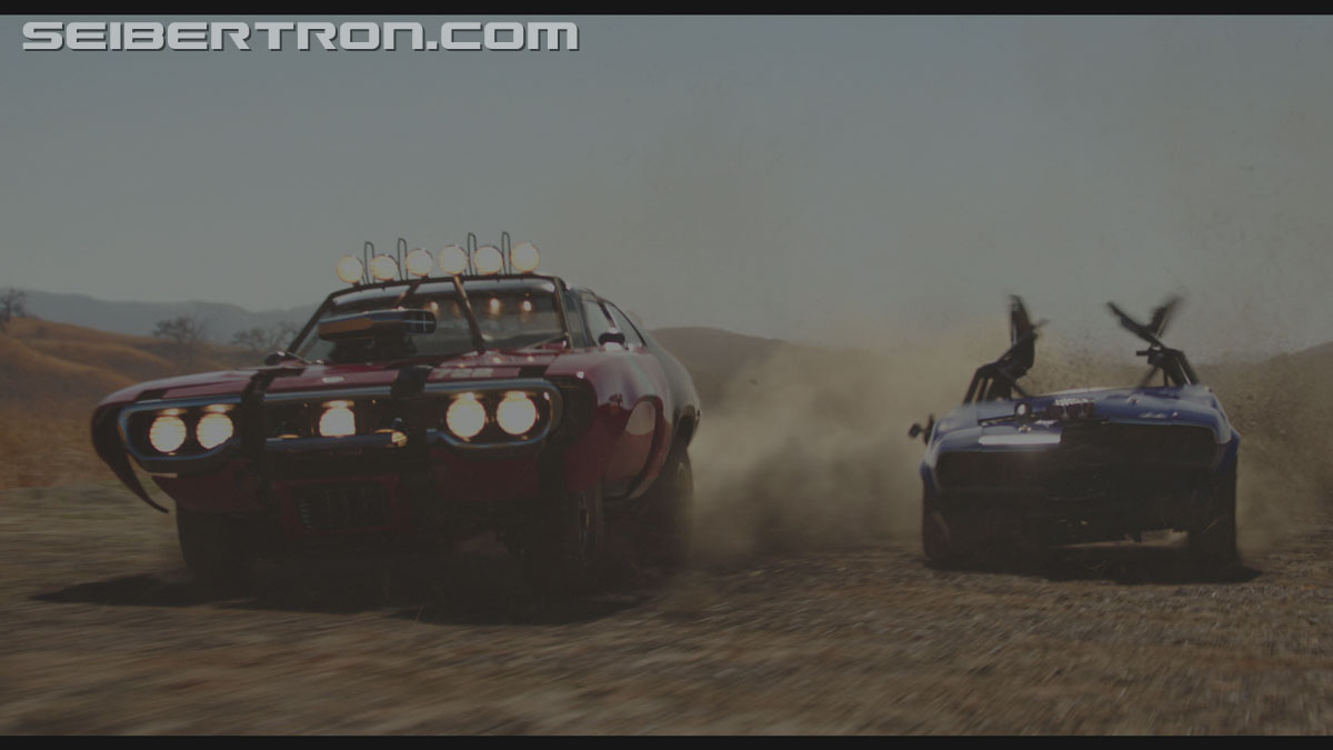 bumblebee-trailer-0434.jpg
