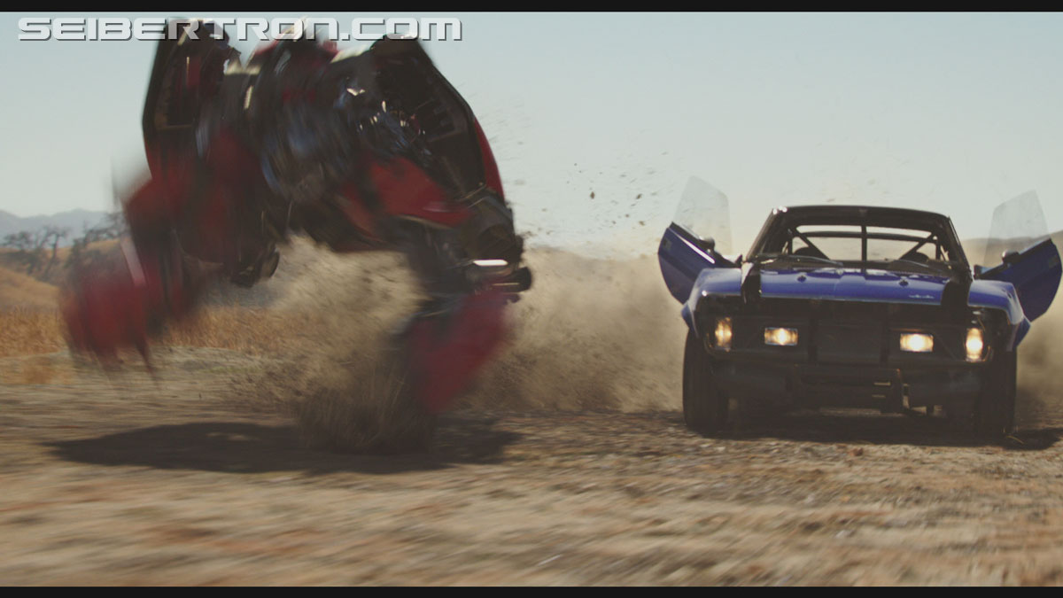 bumblebee-trailer-0445.jpg