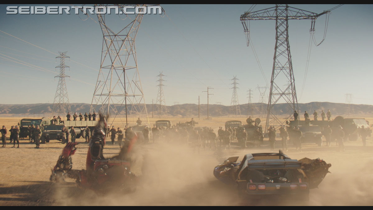 bumblebee-trailer-0448.jpg