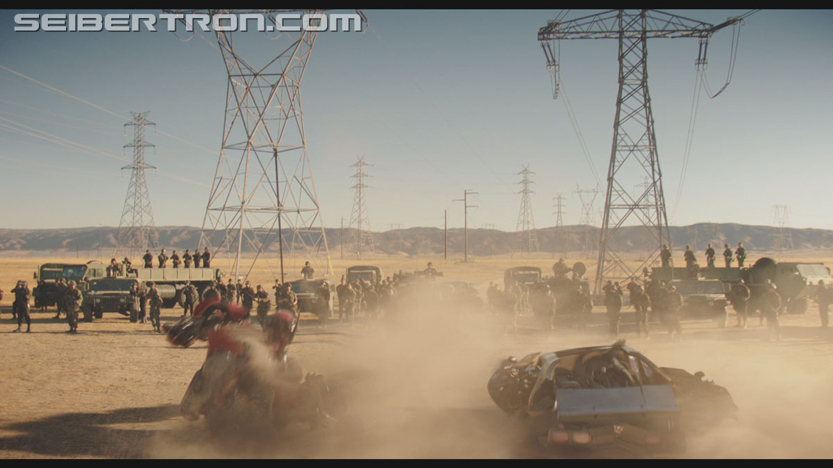 bumblebee-trailer-0450.jpg