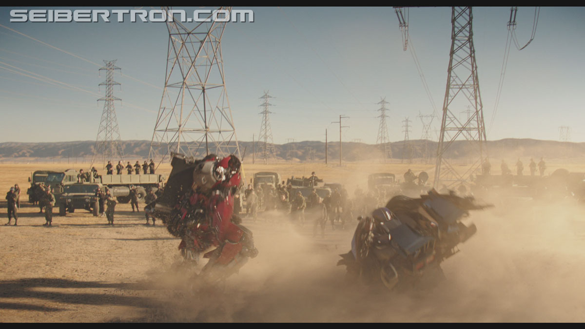 bumblebee-trailer-0454.jpg