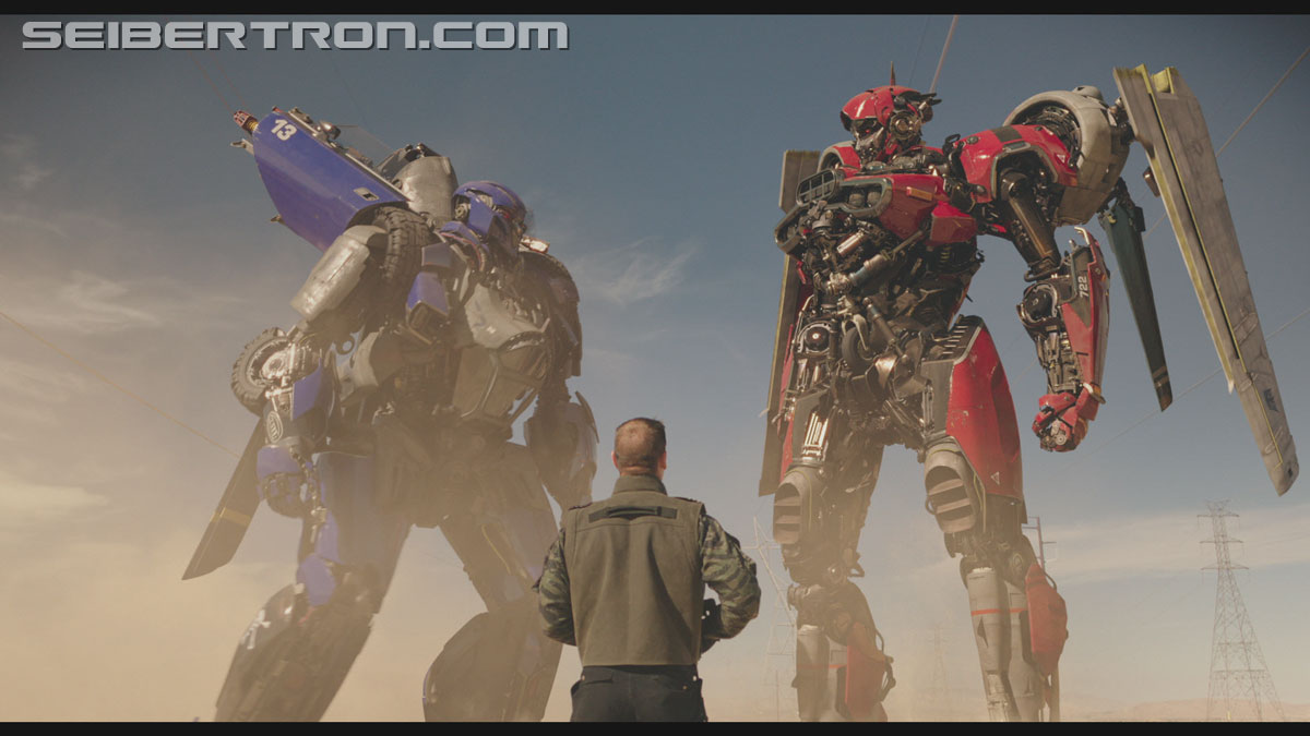 bumblebee-trailer-0462.jpg