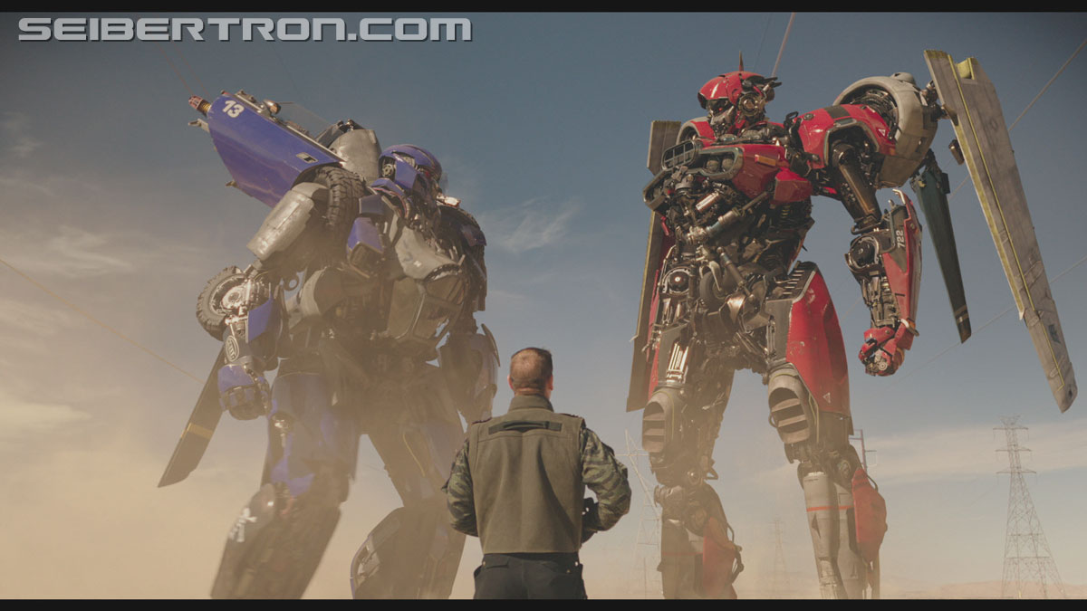 bumblebee-trailer-0463.jpg