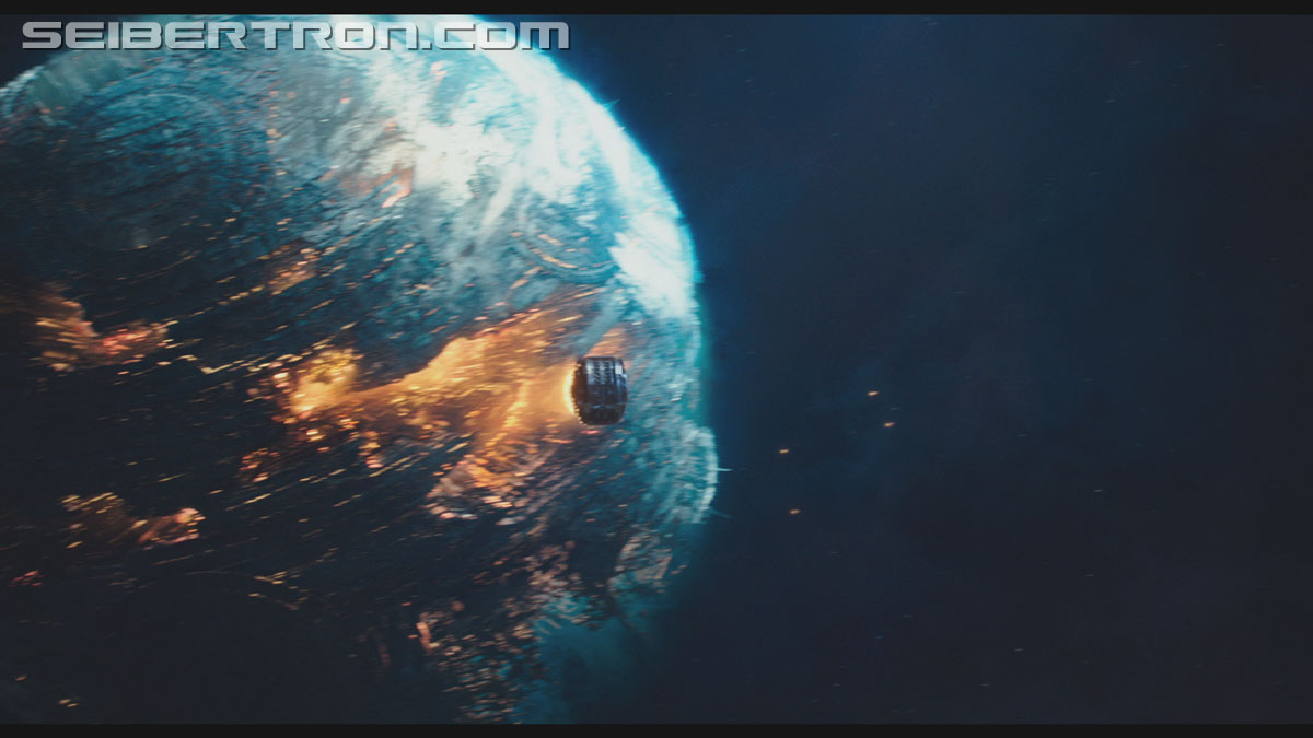 bumblebee-trailer-0496.jpg