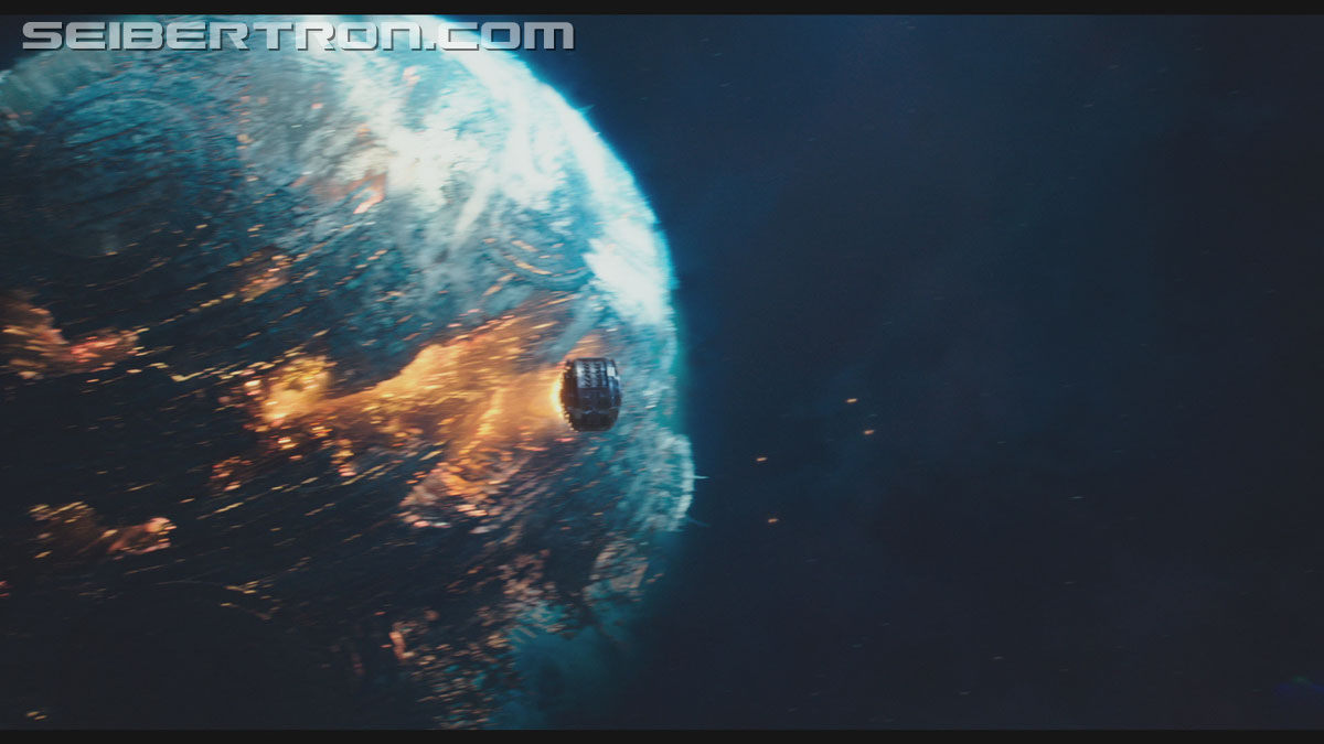 bumblebee-trailer-0497.jpg