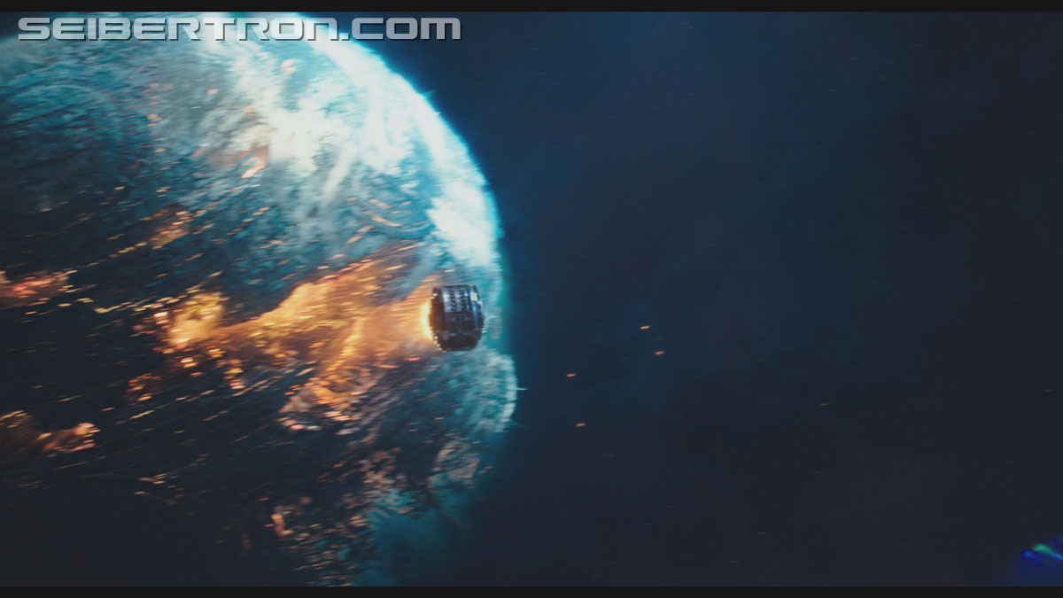 bumblebee-trailer-0498.jpg