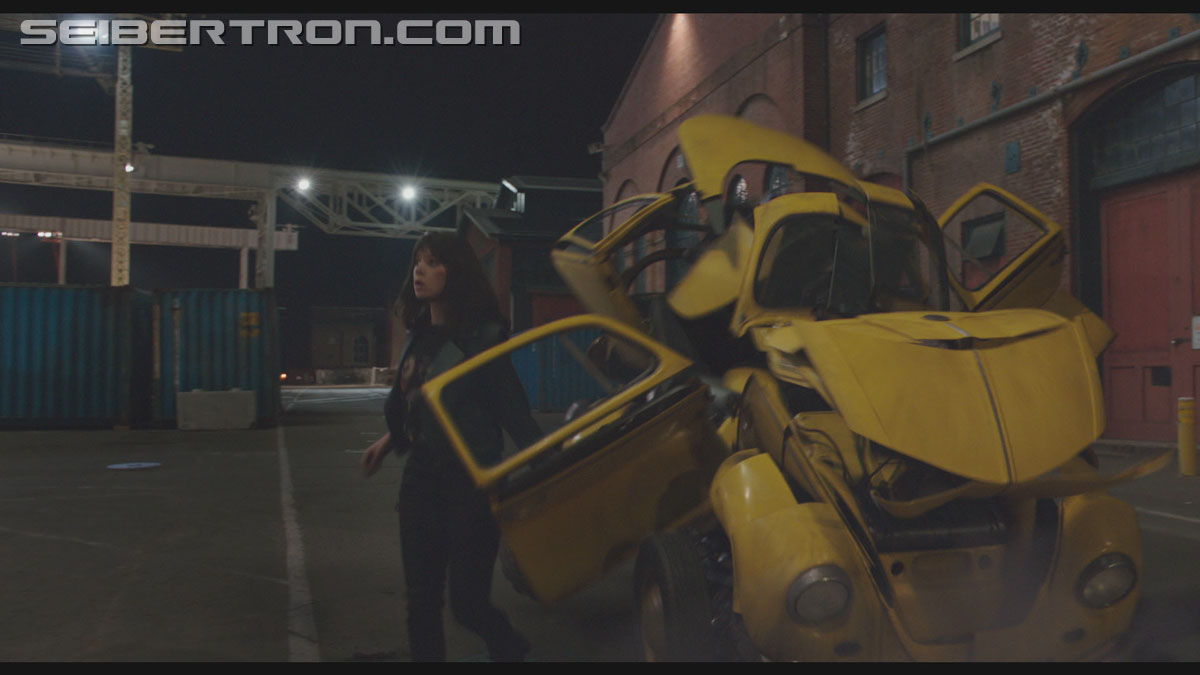 bumblebee-trailer-0536.jpg