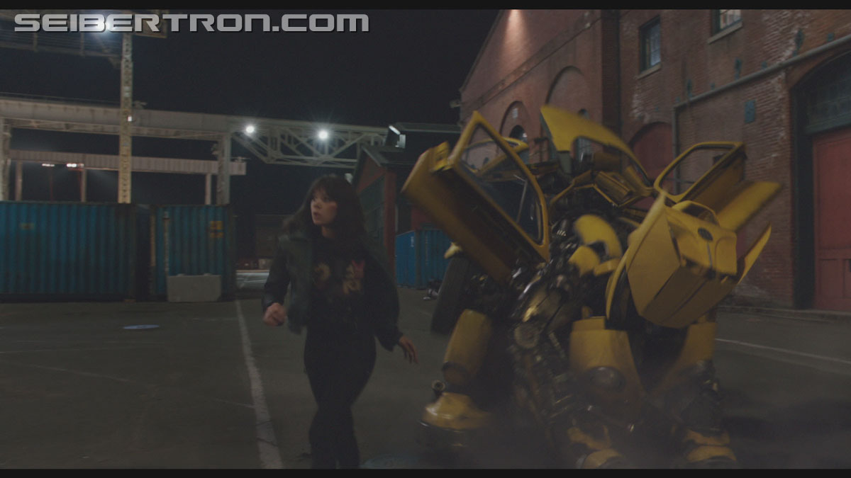 bumblebee-trailer-0538.jpg