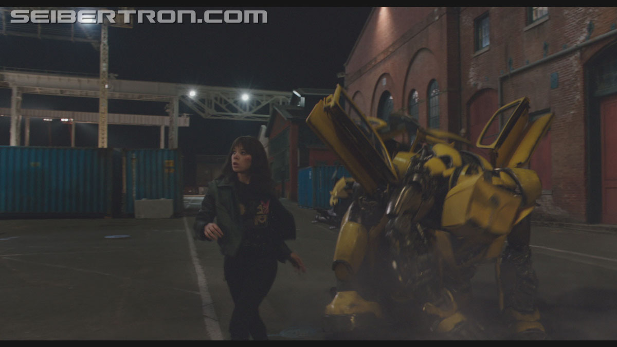 bumblebee-trailer-0539.jpg
