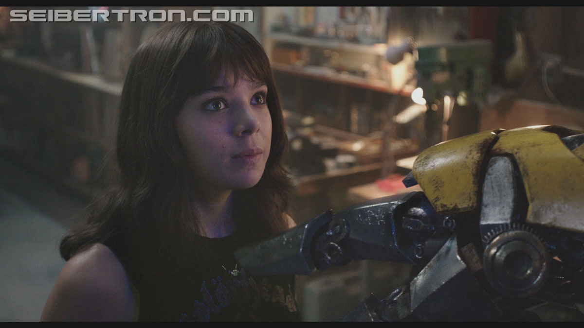 bumblebee-trailer-0556.jpg
