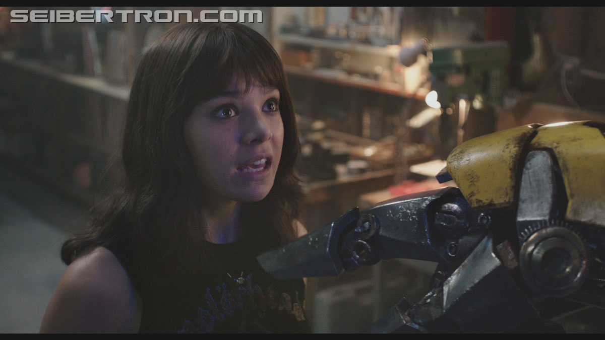 bumblebee-trailer-0558.jpg