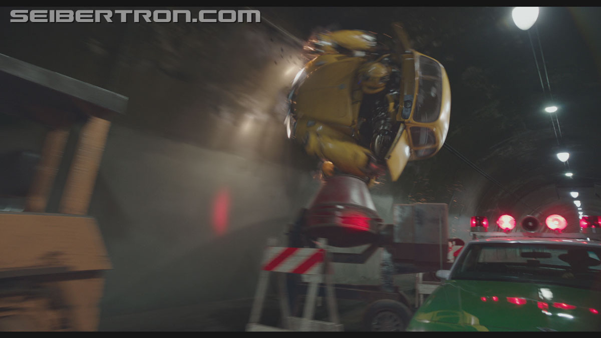 bumblebee-trailer-0575.jpg