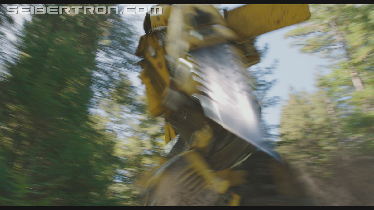 bumblebee-trailer-0597.jpg