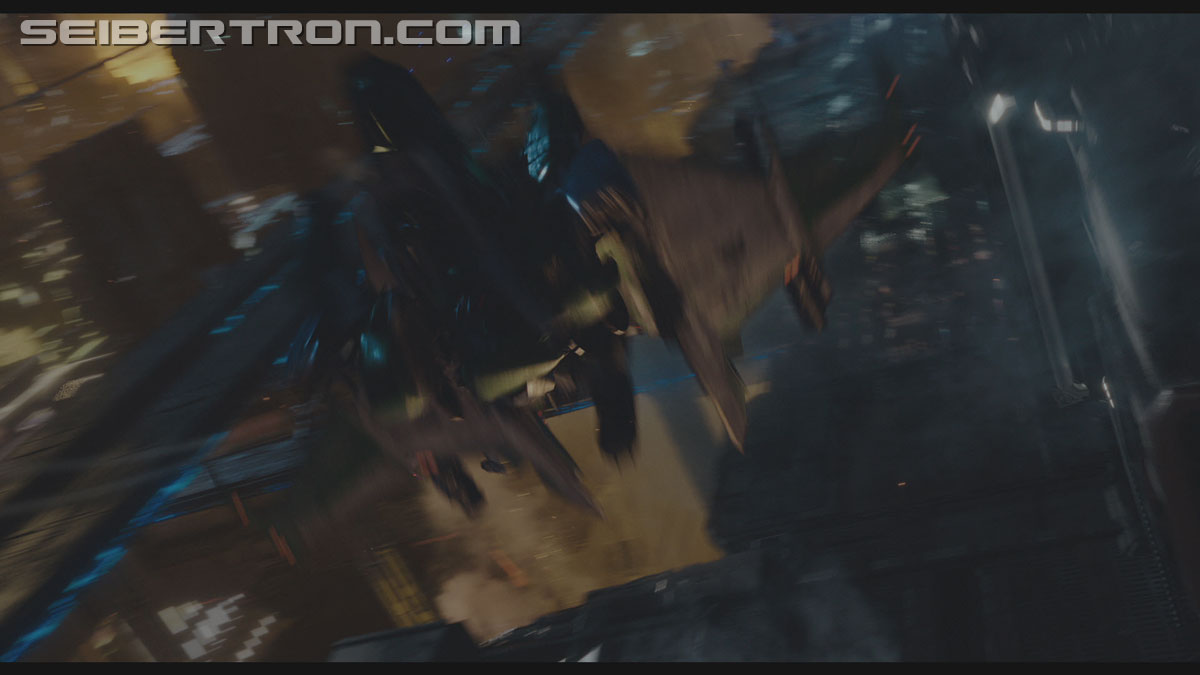 bumblebee-trailer-0621.jpg