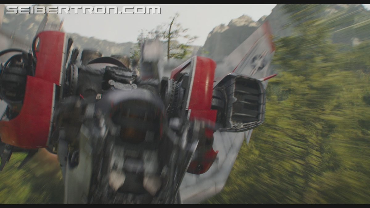 bumblebee-trailer-0654.jpg