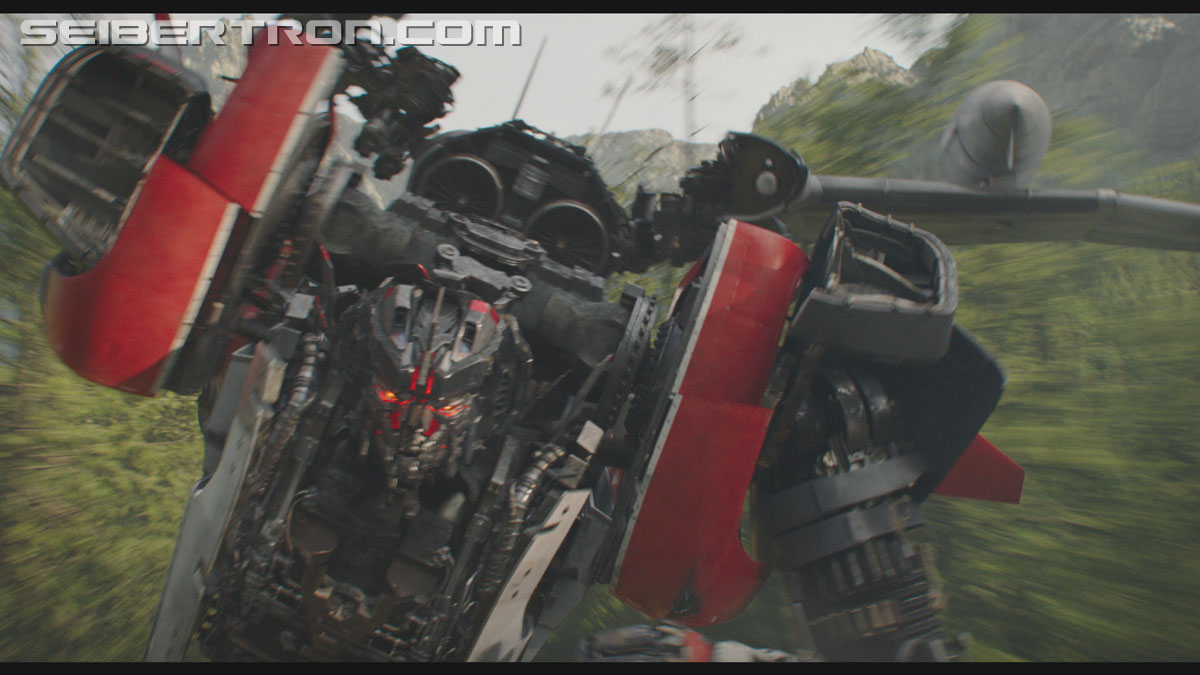 bumblebee-trailer-0660.jpg