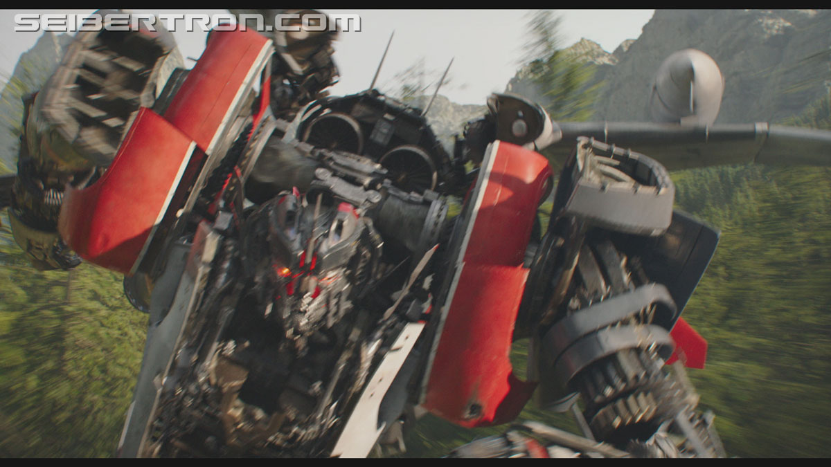 bumblebee-trailer-0661.jpg