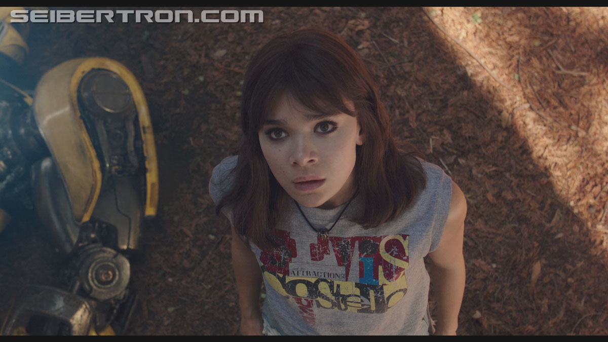 bumblebee-trailer-0693.jpg