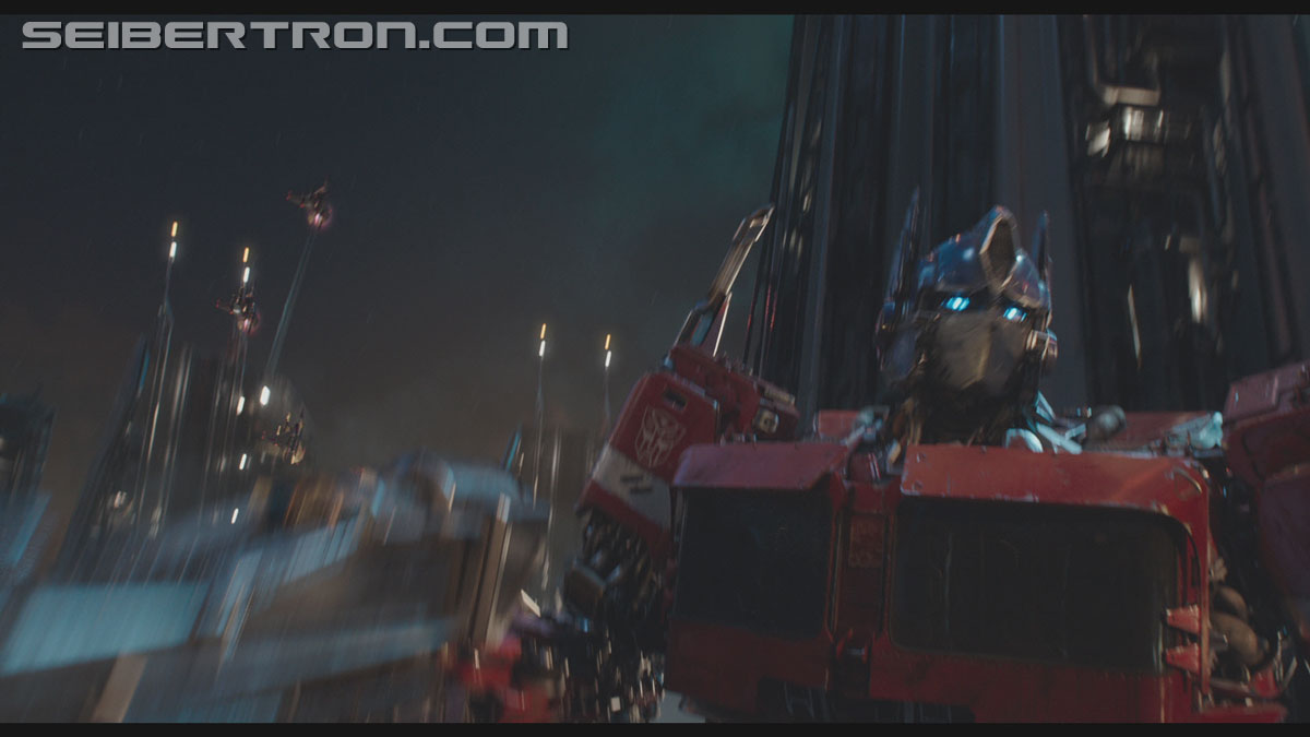 bumblebee-trailer-0697.jpg