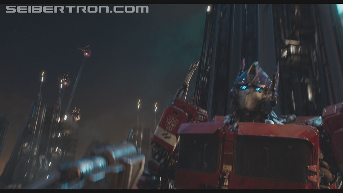 bumblebee-trailer-0698.jpg