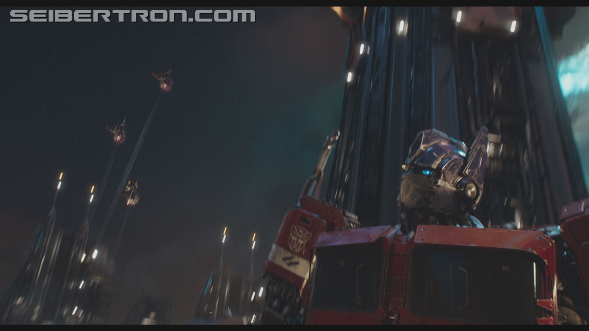 bumblebee-trailer-0700.jpg