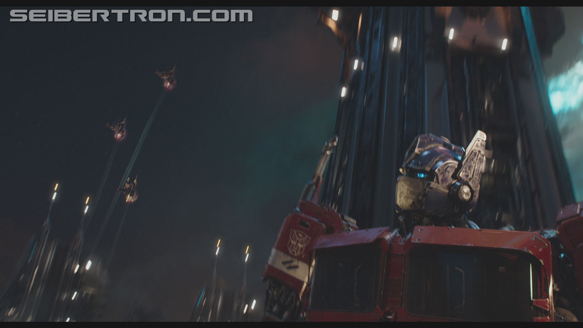 bumblebee-trailer-0701.jpg