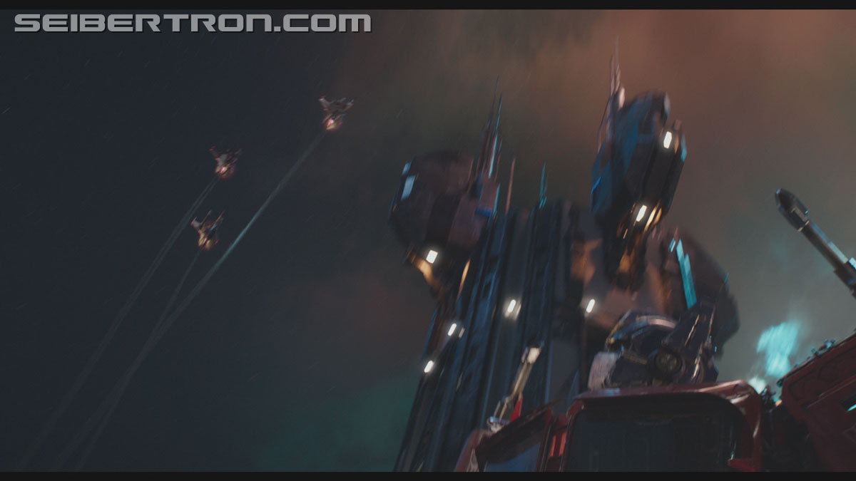 bumblebee-trailer-0709.jpg