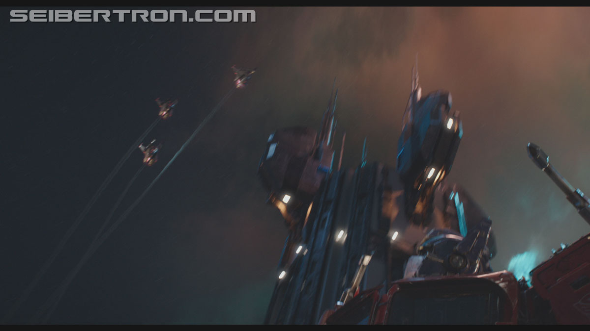 bumblebee-trailer-0710.jpg