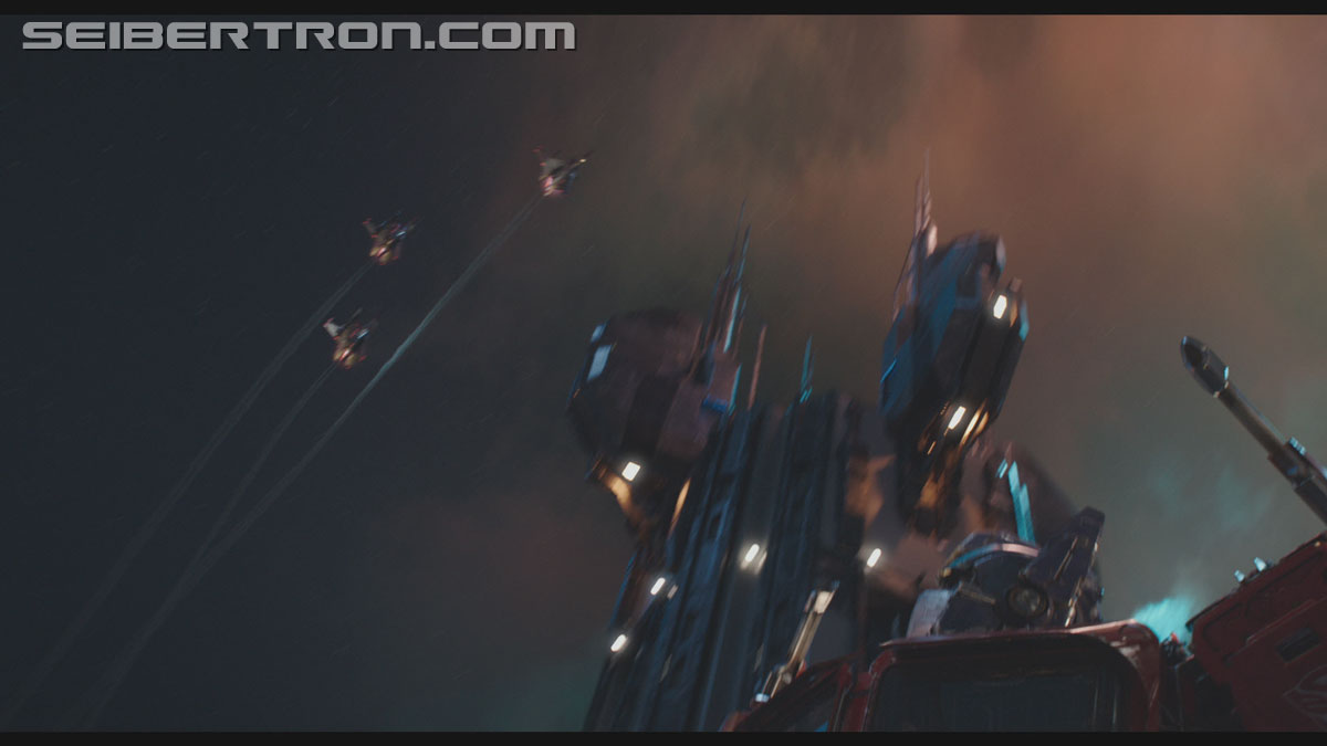 bumblebee-trailer-0711.jpg
