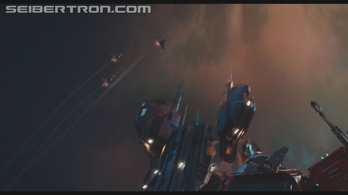 bumblebee-trailer-0713.jpg