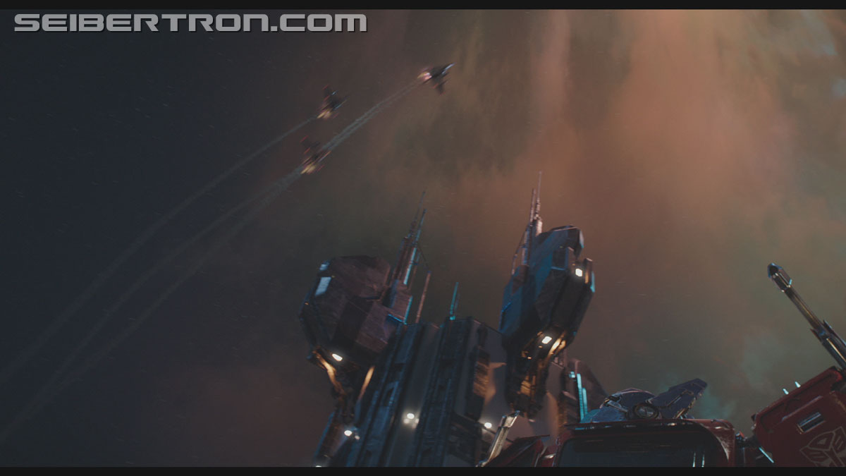 bumblebee-trailer-0715.jpg