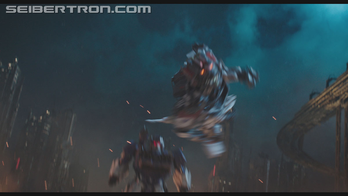 bumblebee-trailer-0733.jpg