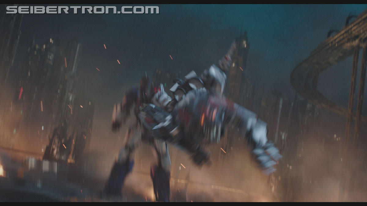 bumblebee-trailer-0735.jpg