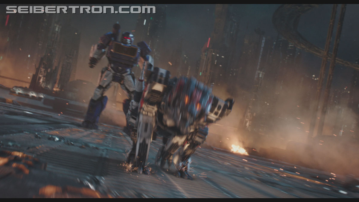 bumblebee-trailer-0739.jpg