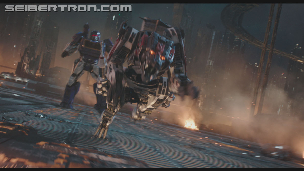 bumblebee-trailer-0741.jpg
