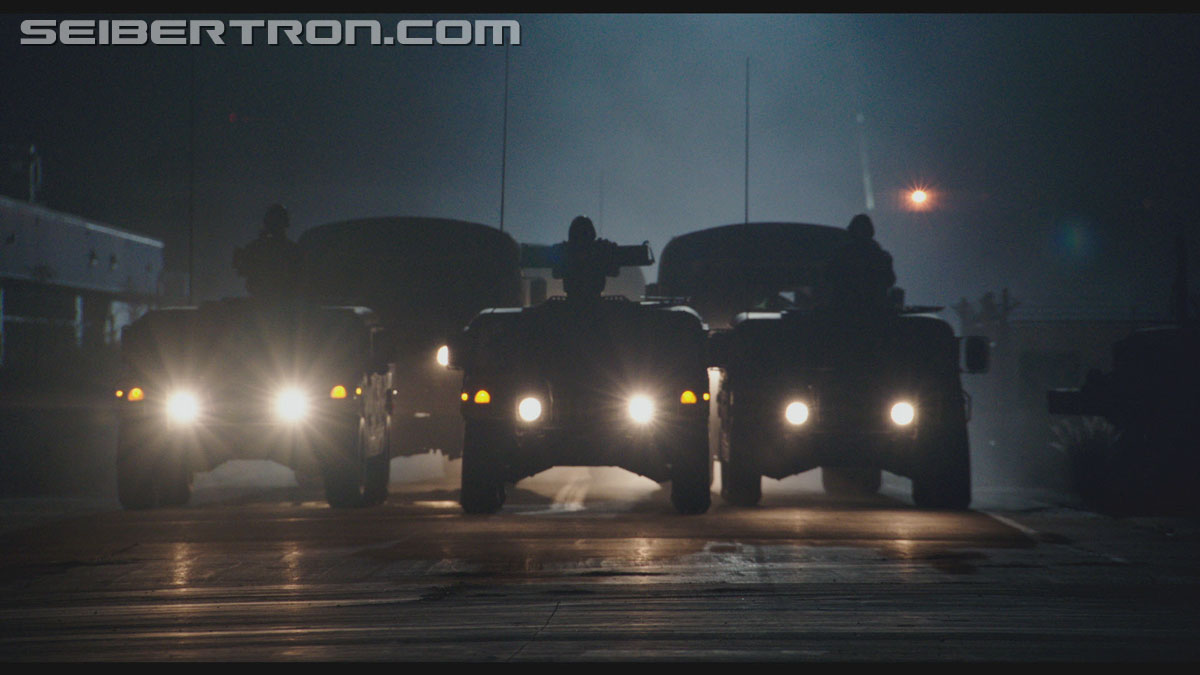 bumblebee-trailer-0766.jpg