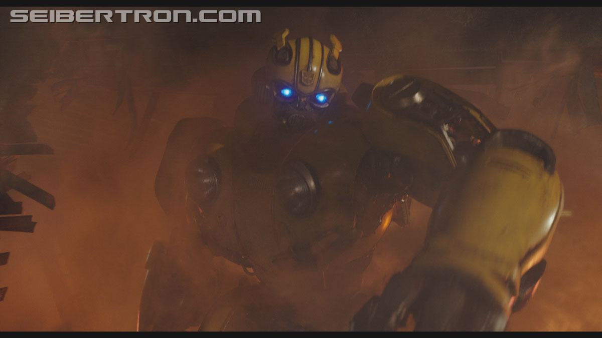 bumblebee-trailer-0768.jpg