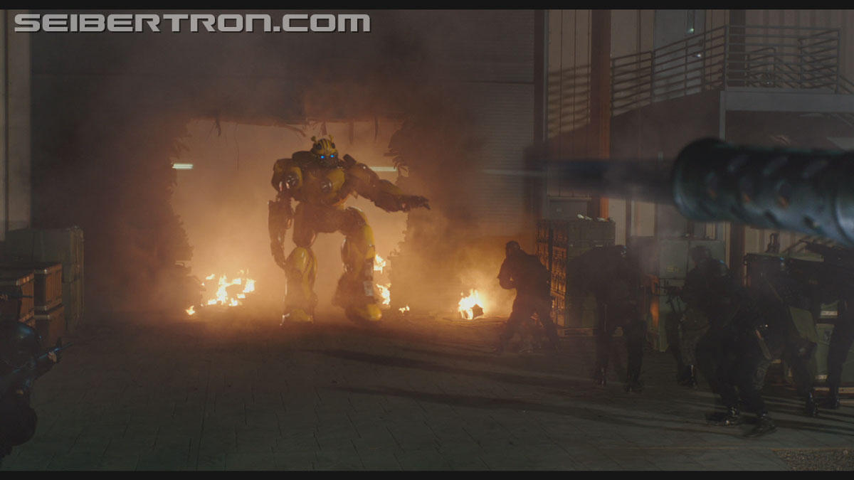 bumblebee-trailer-0776.jpg