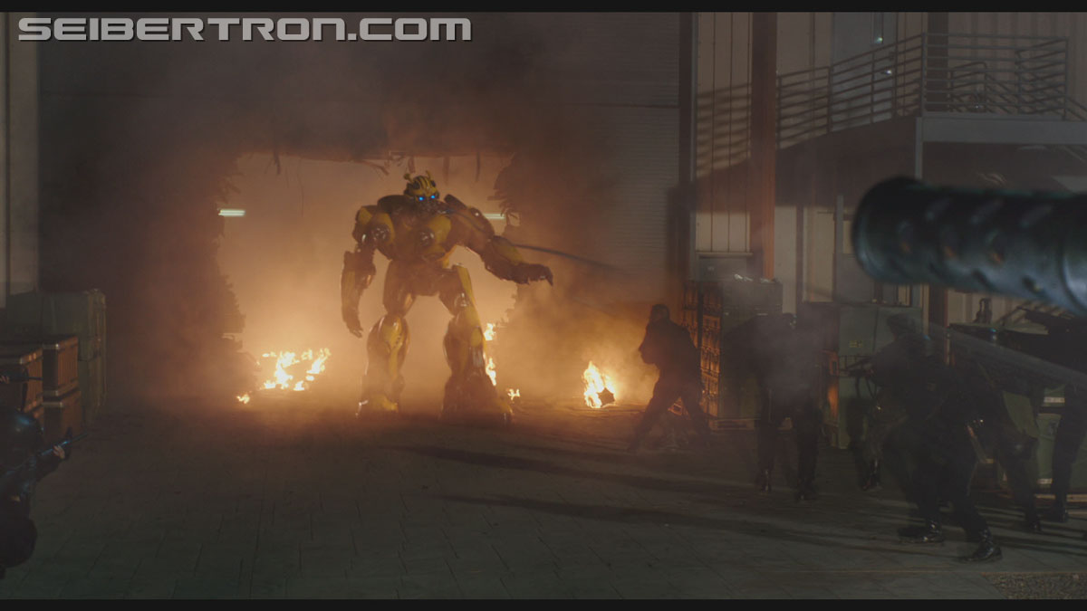 bumblebee-trailer-0777.jpg