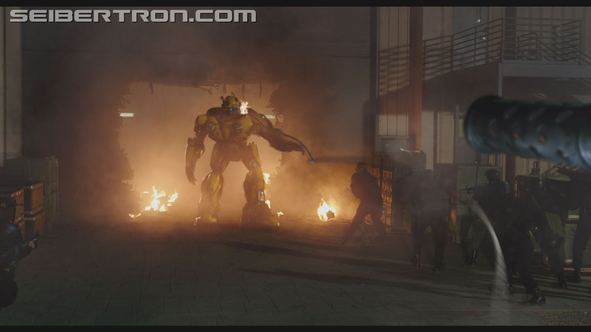 bumblebee-trailer-0778.jpg