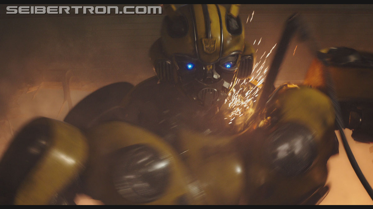 bumblebee-trailer-0780.jpg
