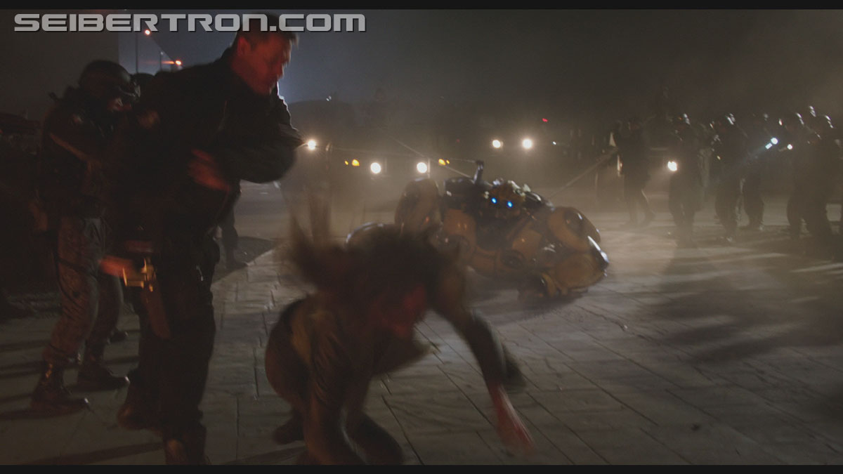 bumblebee-trailer-0794.jpg