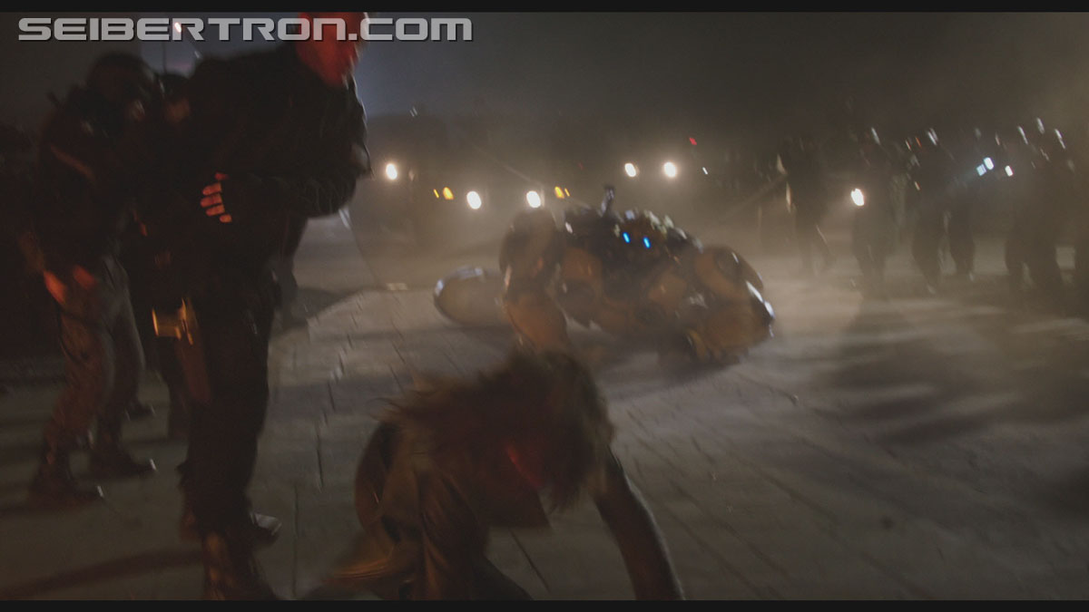 bumblebee-trailer-0795.jpg