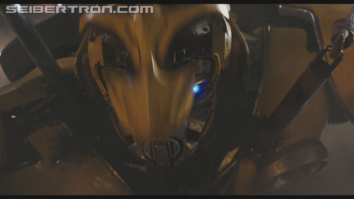 bumblebee-trailer-0821.jpg
