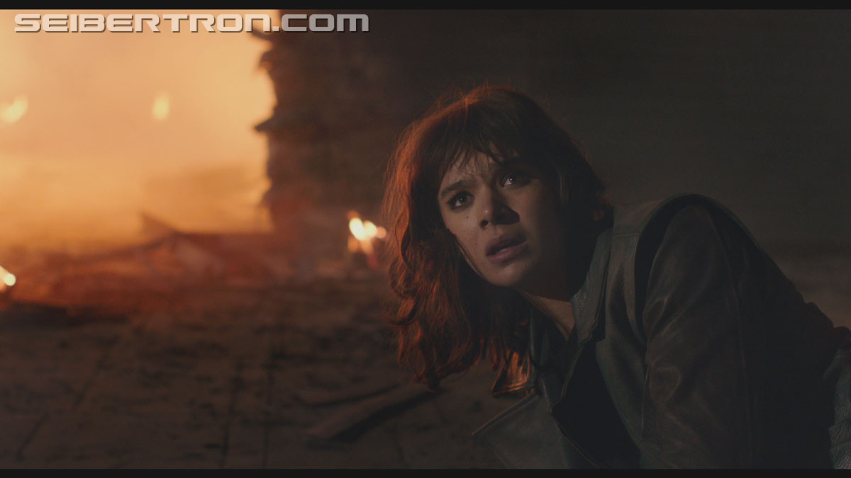bumblebee-trailer-0837.jpg