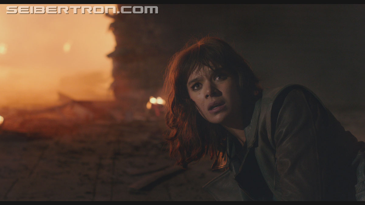 bumblebee-trailer-0838.jpg