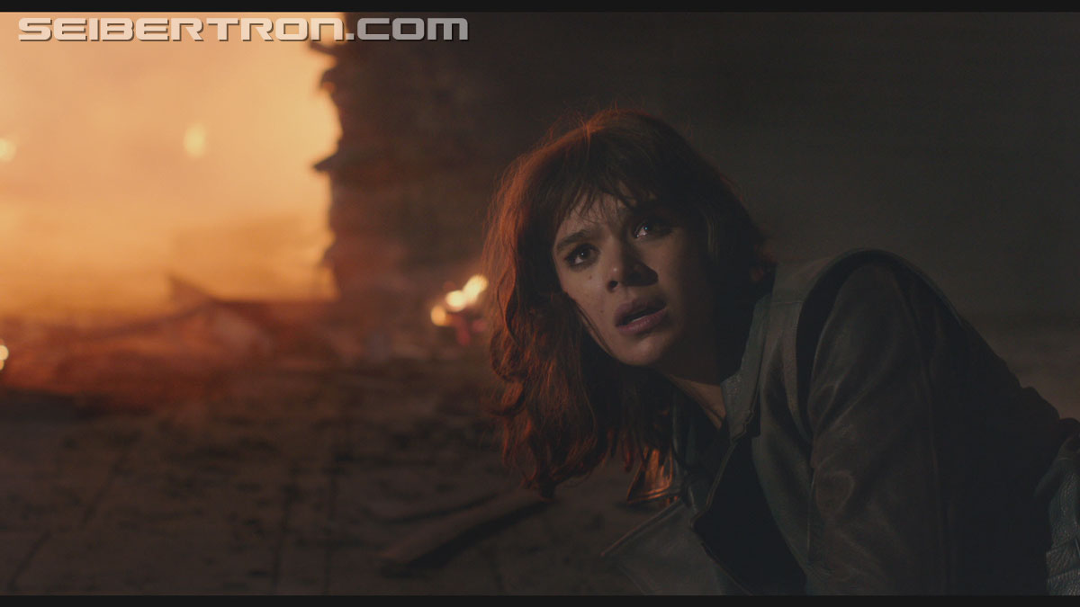 bumblebee-trailer-0839.jpg